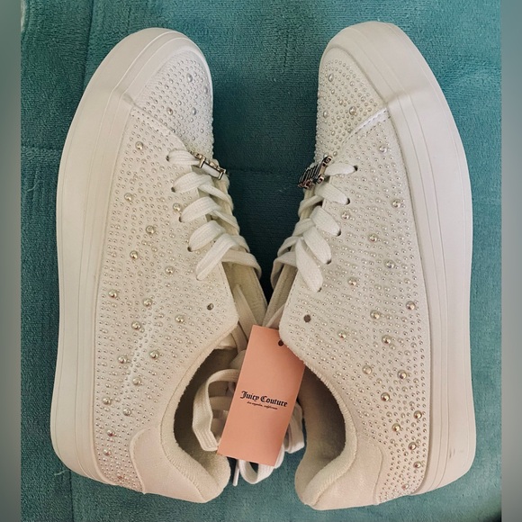 Juicy Couture Size 8 Alanis Bdazzle Sneakers NWT - Picture 10 of 15